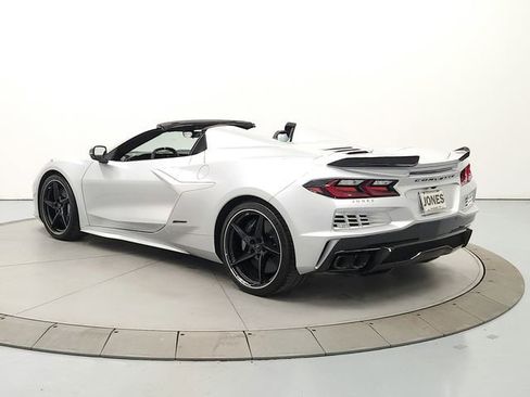 New 2026 Chevrolet Corvette E-Ray w/ ZER Performance Package AWD/4WD image 5