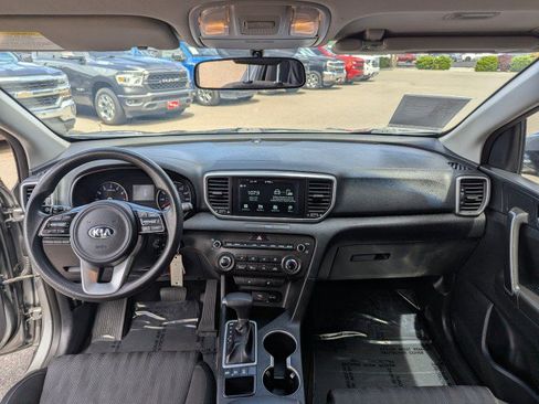 Used 2020 Kia Sportage LX AWD/4WD image 19