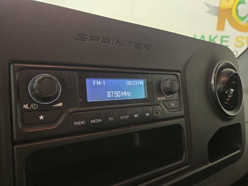 Used 2021 Mercedes-Benz Sprinter 144 Cargo w/ Driver Convenience Package image 18