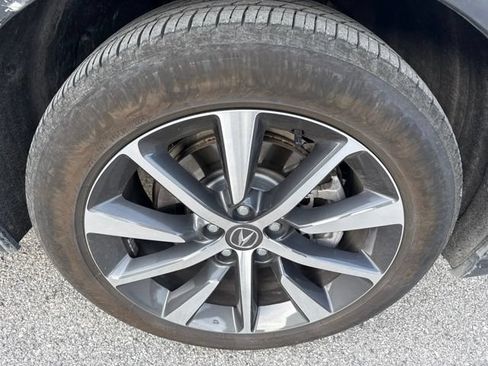 Used 2025 Acura MDX SH-AWD w/ Technology Package image 5