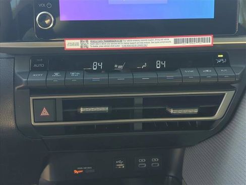 Used 2026 Toyota Camry SE FWD image 22