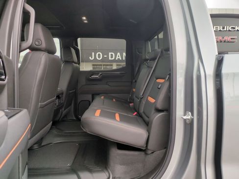New 2026 GMC Sierra 1500 AT4 w/ Technology Package image 15