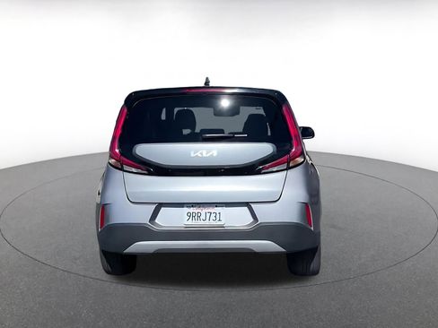 Used 2025 Kia Soul LX w/ LX Technology Package image 12