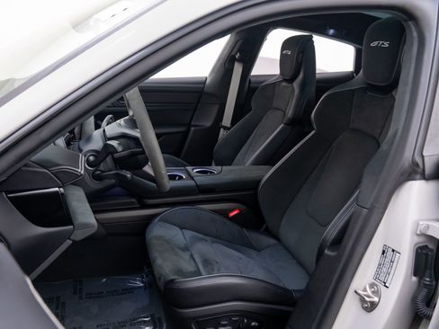 Certified 2024 Porsche Taycan GTS image 5