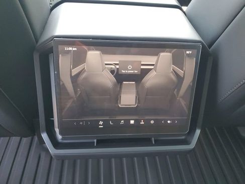 Used 2025 Tesla Cybertruck AWD Crew Cab image 27