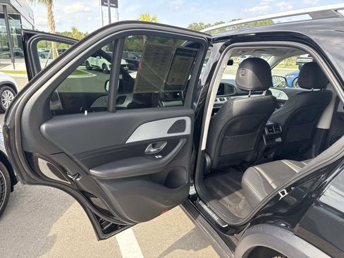 Used 2024 Mercedes-Benz GLE 350 4MATIC image 12