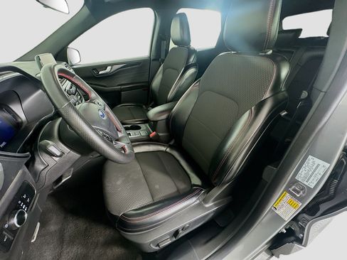 Used 2024 Ford Escape ST-Line AWD/4WD image 13