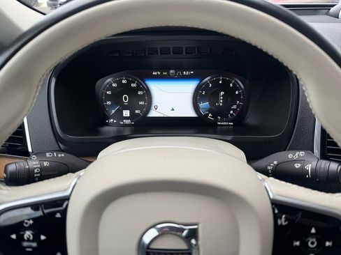 Used 2017 Volvo XC90 T6 Inscription w/ Vision Package image 29