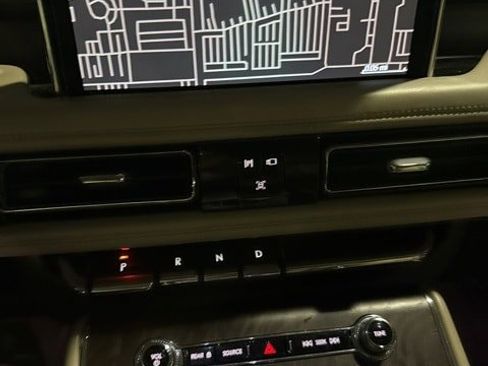 Used 2021 Lincoln Aviator Reserve w/ Elements Package Plus image 6