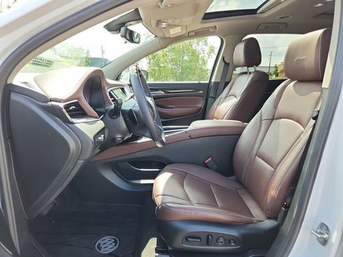 Certified 2021 Buick Enclave Avenir w/ Avenir Technology Package FWD image 18