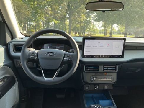 New 2025 Ford Maverick XLT w/ XLT Luxury Package image 10