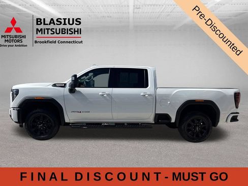 Used 2025 GMC Sierra 2500 AT4 AWD/4WD image 22