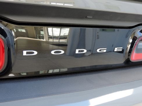 Used 2023 Dodge Challenger R/T Scat Pack RWD image 14