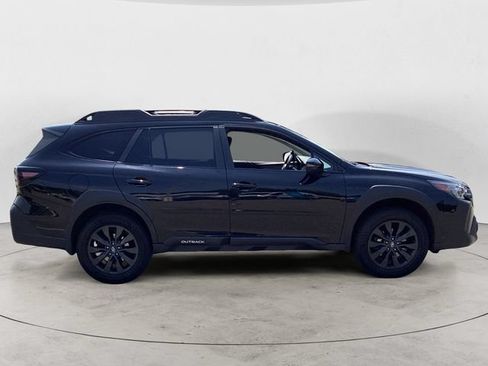 Used 2023 Subaru Outback Onyx Edition AWD/4WD image 6