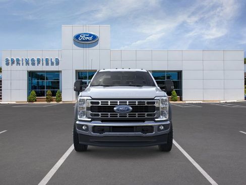 New 2025 Ford F550 4x4 Regular Cab Super Duty w/ XL Chrome Package image 6
