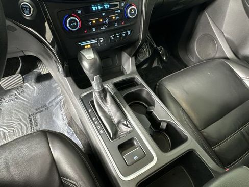 Used 2018 Ford Escape Titanium w/ Ford Safe & Smart Package image 18