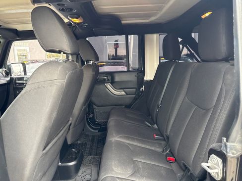 Used 2016 Jeep Wrangler Unlimited Sport w/ Quick Order Package 24S image 13
