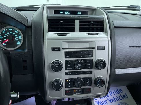 Used 2011 Ford Escape XLT w/ 203A Rapid Spec Order Code image 21