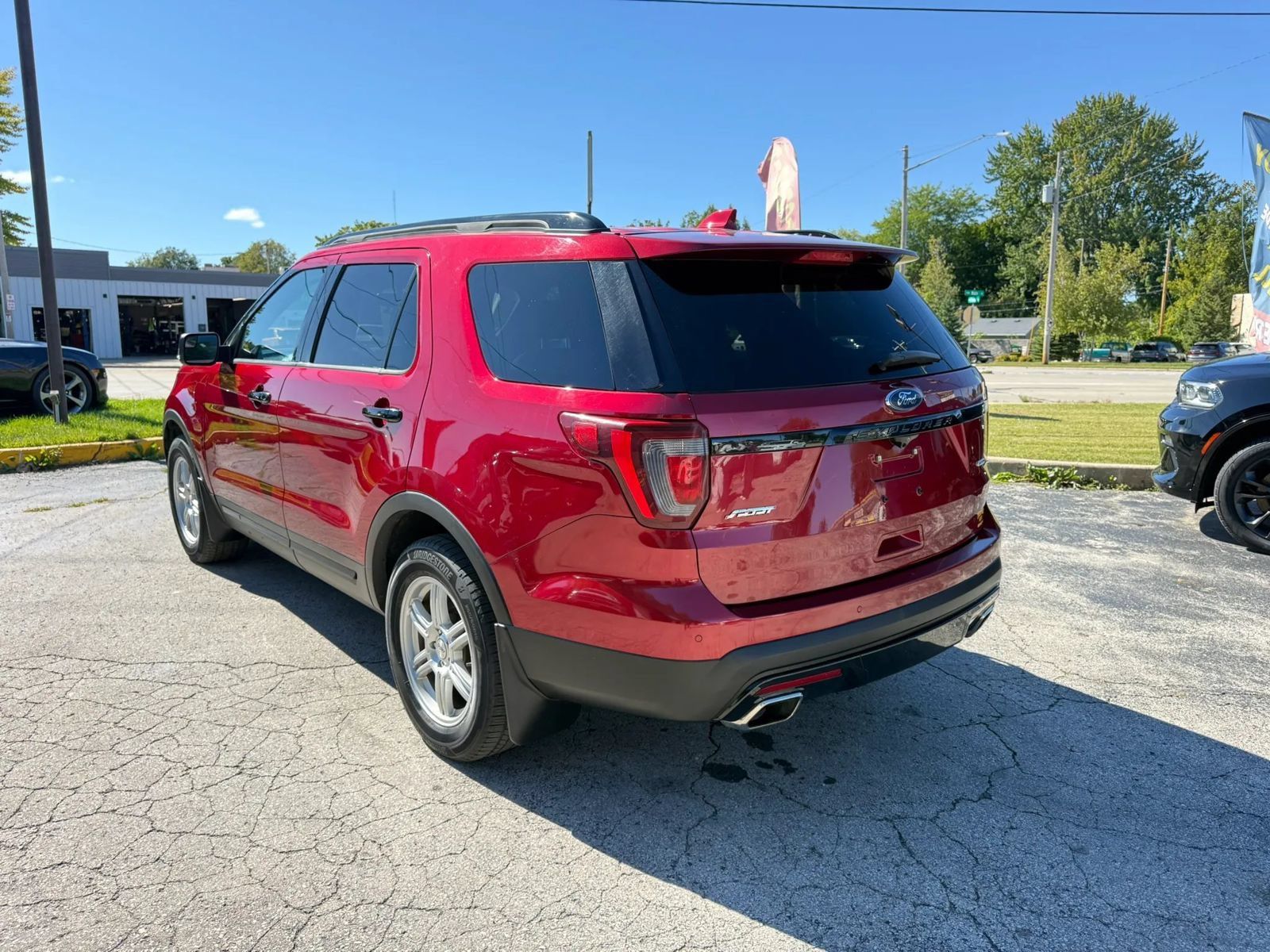 Used 2017 Ford Explorer Sport AWD/4WD image 3