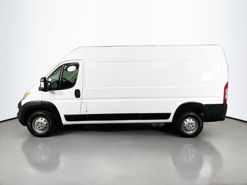 Used 2023 RAM ProMaster 2500 image 2