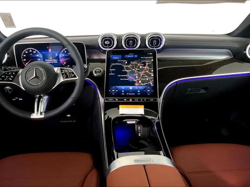 New 2025 Mercedes-Benz GLC 300 4MATIC image 8