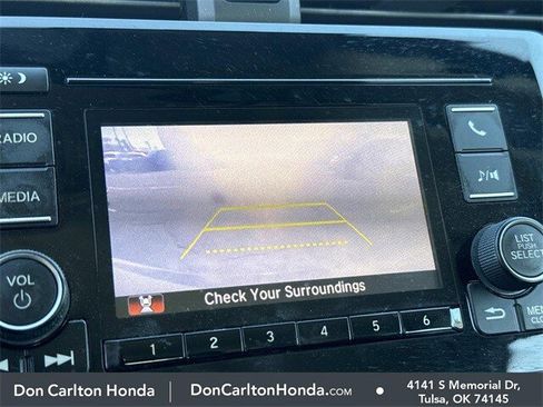 Used 2019 Honda Insight LX image 9