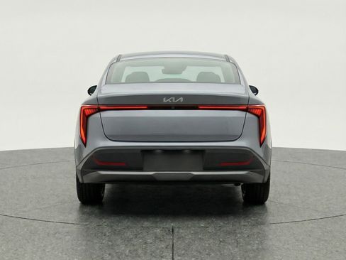 Used 2025 Kia K4 FWD image 7