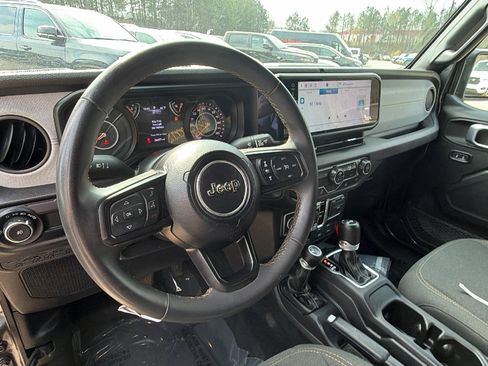 Used 2024 Jeep Wrangler Sport S image 24