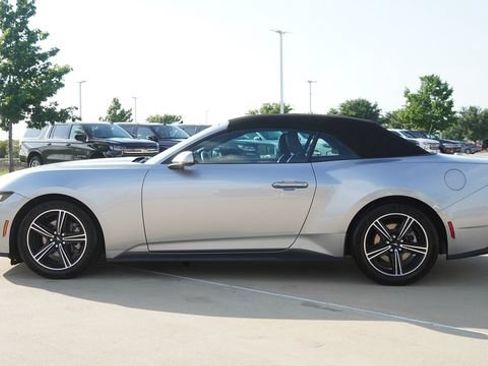 Used 2024 Ford Mustang Premium RWD image 6