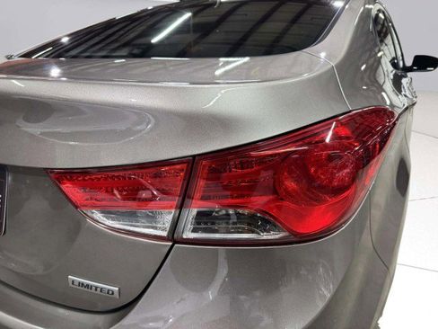 Used 2012 Hyundai Elantra Limited image 13