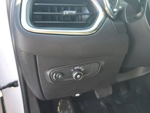 Used 2024 Chevrolet Equinox LT AWD/4WD image 12