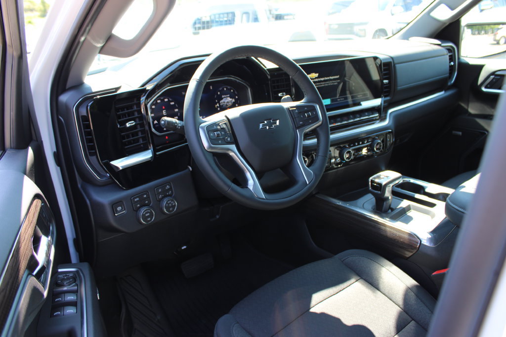 New 2026 Chevrolet Silverado 1500 RST w/ Safety Package AWD/4WD image 18