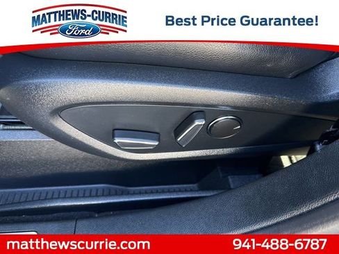 Used 2022 Lincoln Nautilus FWD image 10