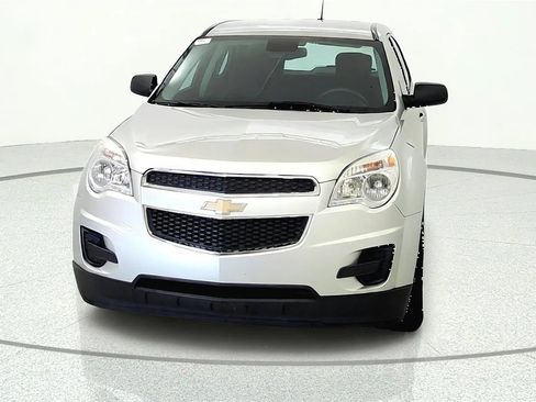Used 2015 Chevrolet Equinox LS FWD image 2