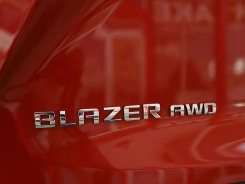 Used 2021 Chevrolet Blazer LT image 10