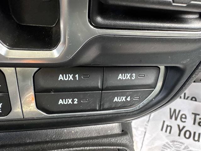 Used 2024 Jeep Wrangler Unlimited Rubicon 4xe AWD/4WD image 16