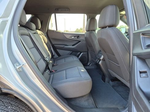 Used 2025 Chevrolet Equinox LT w/ Safety and Technology Package FWD image 20
