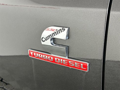 Used 2024 RAM 2500 Laramie image 39