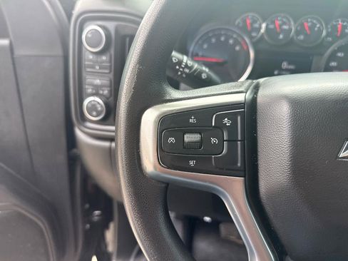 Used 2022 Chevrolet Silverado 2500 Custom w/ Safety Confidence Package AWD/4WD image 16