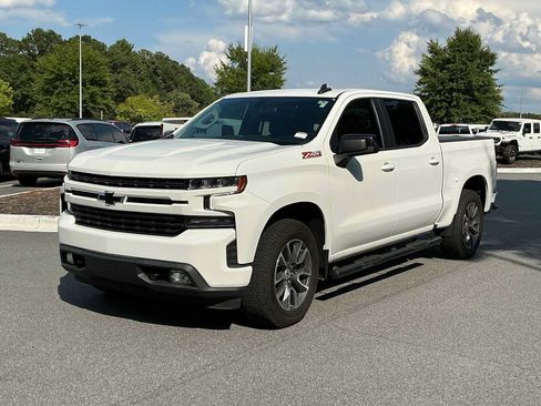Used 2021 Chevrolet Silverado 1500 RST w/ Z71 Off-Road Package AWD/4WD image 9