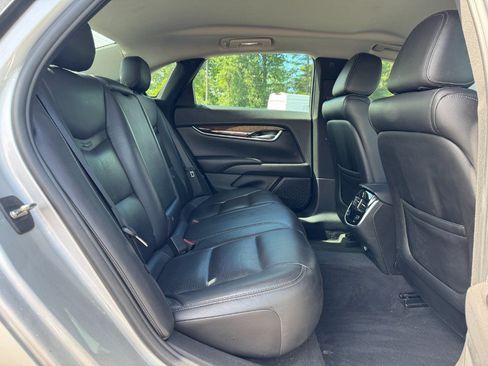 Used 2017 Cadillac XTS Luxury FWD image 17