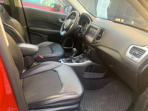 Used 2018 Jeep Compass Latitude w/ Popular Equipment Group image 29