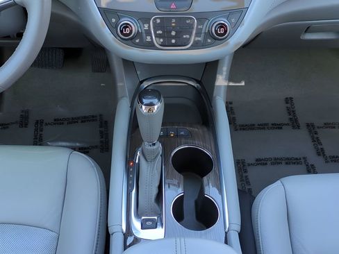 Used 2018 Chevrolet Malibu Premier w/ Driver Confidence Package image 17