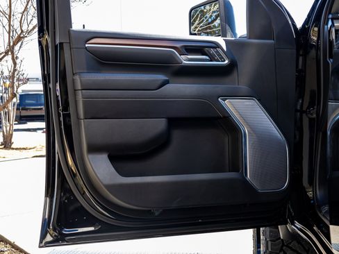 Used 2024 GMC Sierra 2500 Denali w/ Denali Reserve Package image 36