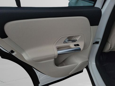 Certified 2026 Mercedes-Benz GLA 250 image 26