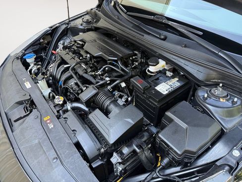 Used 2021 Hyundai Elantra SEL FWD image 27