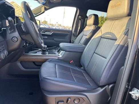 New 2025 Chevrolet Silverado 1500 High Country w/ Technology Package image 15