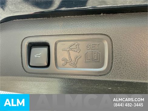 Used 2018 Ford Expedition Max Platinum RWD image 12