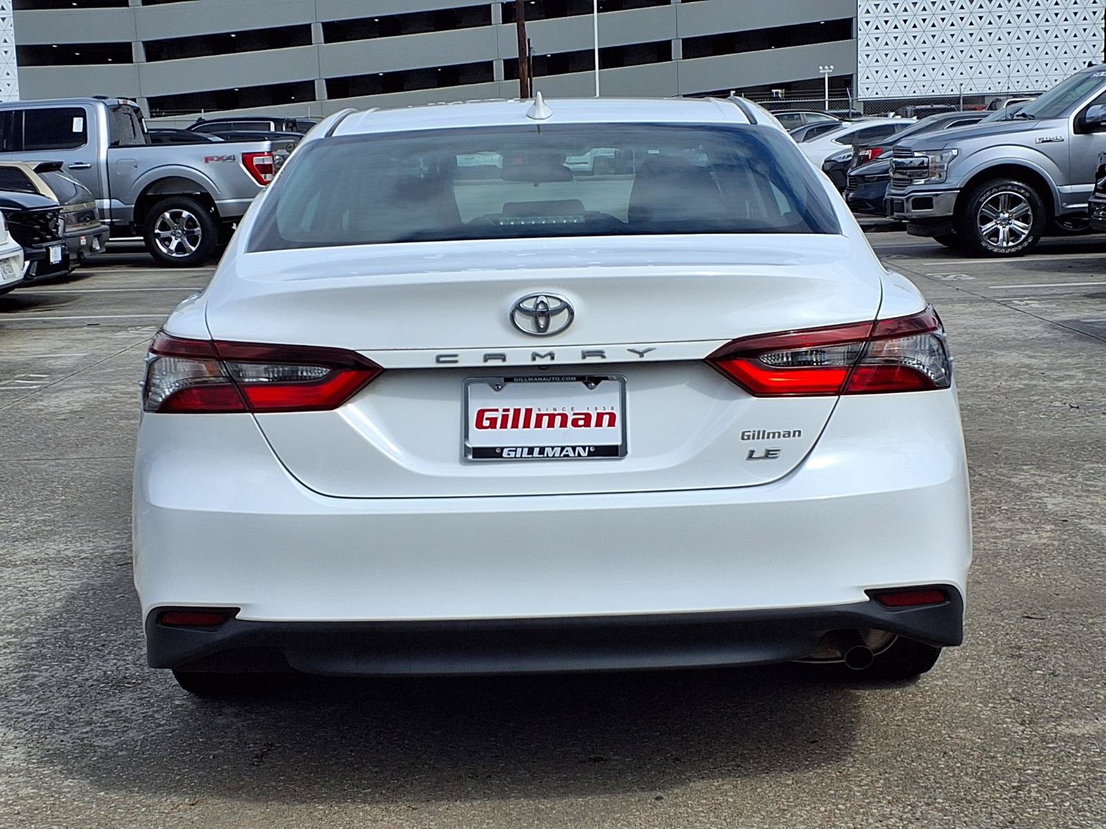Used 2022 Toyota Camry LE FWD image 22
