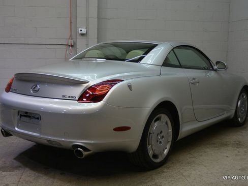 Used 2004 Lexus SC 430 Convertible image 8
